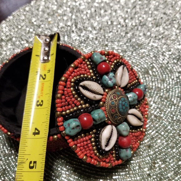 Handmade jewelry box. - Picture 5 of 6